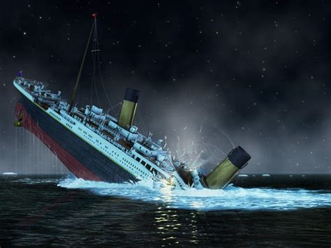 why did the titanic crash